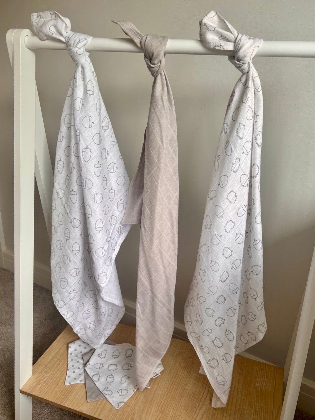 The Muslin and Bib Set